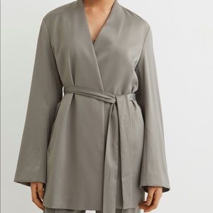 NWT silver gray satin robe style blazer w/ belt size M